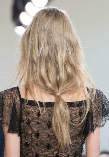 Relaxed and Low Ponytails for Long Hair