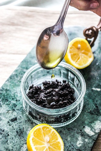 Coffee and Lemon Face Pack