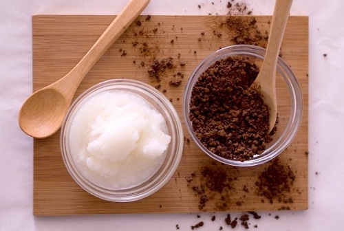 Coffee and Coconut Oil Mask