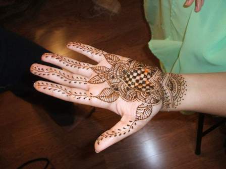 floral hand mehndi designs