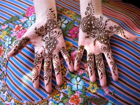 Mehndi Design for Teenage Girls