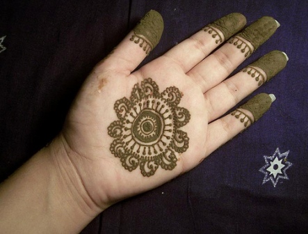 Round Mehndi Shape