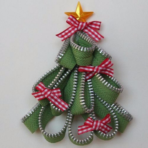 Cool DIY Zipper Trim Tree Crafts