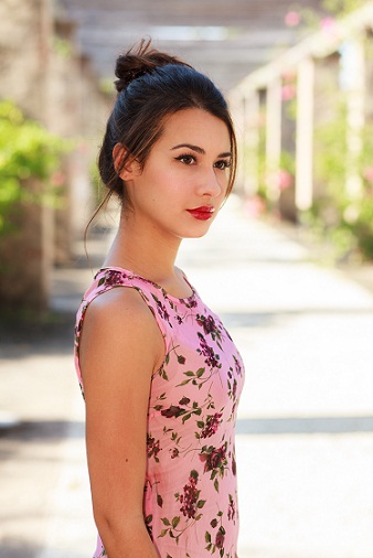 Bun hairstyles for prom 8