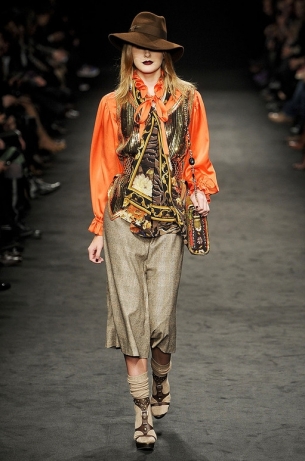 Fall/Winter 2020 Fashion Trend Alert: Bold Color Mixes