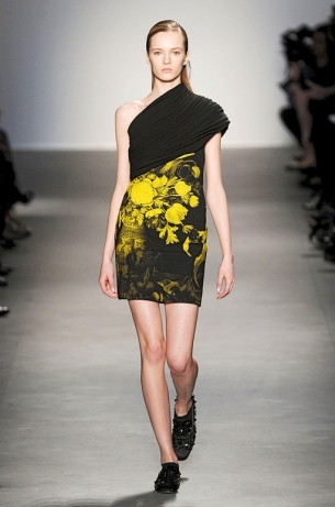 Fall/Winter 2020 Fashion Trend Alert: Bold Color Mixes