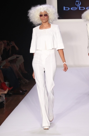 Bebe Spring 2020 – New York Fashion Week