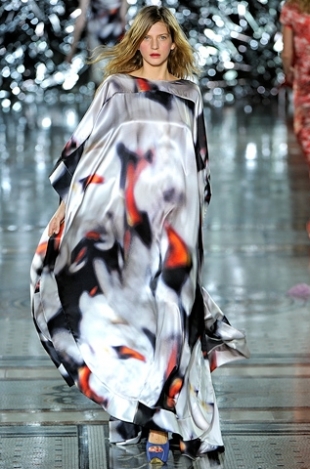 Giles Spring 2020 – London Fashion Week