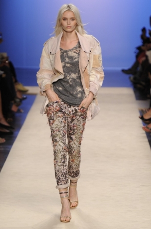 Isabel Marant Spring 2020 –  Paris Fashion Week