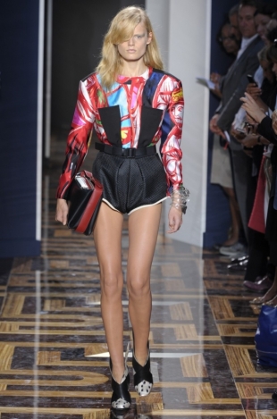 Balenciaga Spring 2020 – Paris Fashion Week