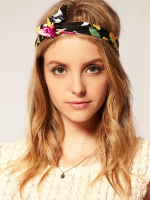 Flirty Hair Accessories Ideas