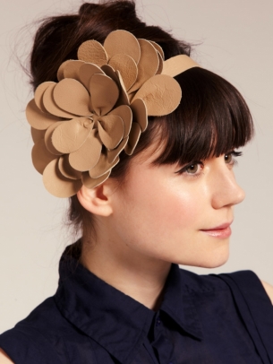 Flirty Hair Accessories Ideas