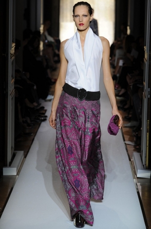 Yves Saint Laurent Spring 2020 – Paris Fashion Week