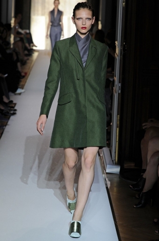 Yves Saint Laurent Spring 2020 – Paris Fashion Week