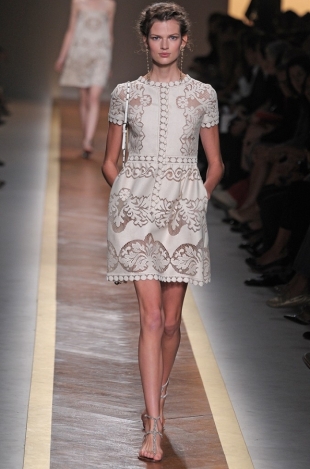 Valentino Spring 2020 –  Paris Fashion Week