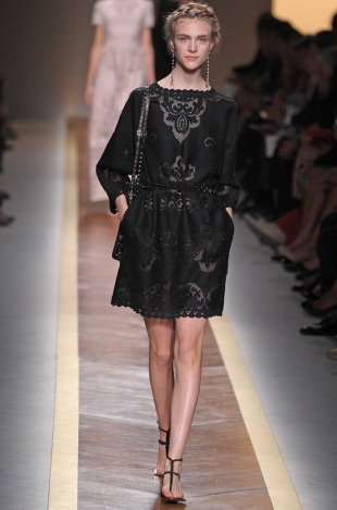 Valentino Spring 2020 –  Paris Fashion Week