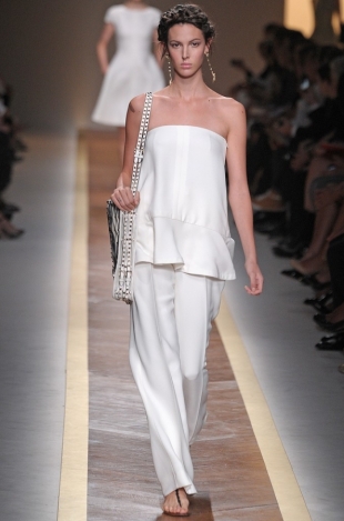 Valentino Spring 2020 –  Paris Fashion Week