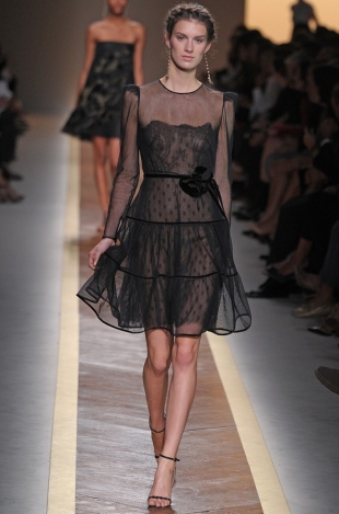 Valentino Spring 2020 –  Paris Fashion Week