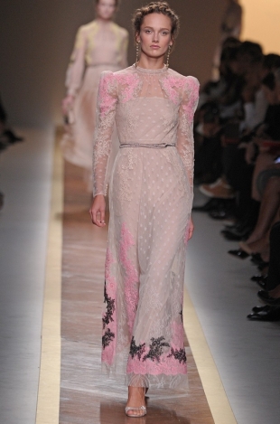 Valentino Spring 2020 –  Paris Fashion Week