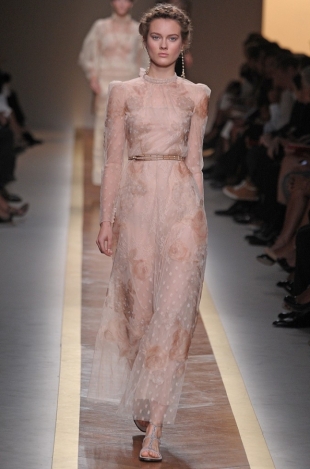Valentino Spring 2020 –  Paris Fashion Week