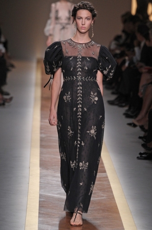 Valentino Spring 2020 –  Paris Fashion Week