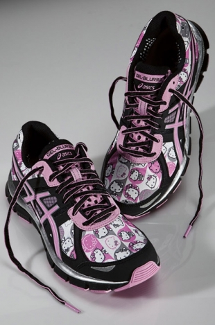 ‘Run with Hello Kitty’ Fitness Wear Collection