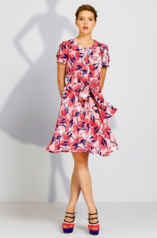 Moschino Cheap & Chic Pre-Spring 2020 Collection