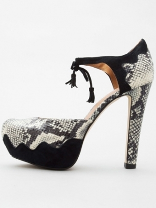 Lori’s Shoes Capsule Collection