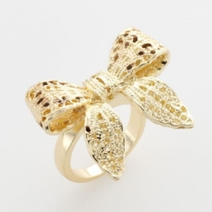 Lauren Conrad for Kohl’s Accessories Spring 2020