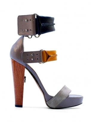 LaRare Spring/Summer 2020 Shoes