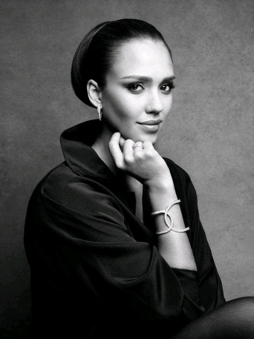 Jessica Alba the New Face of Piaget’s Possession Jewelry Line