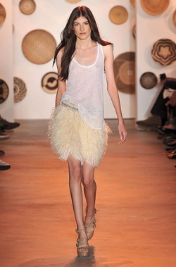 Feather Style Trend Tips 2020