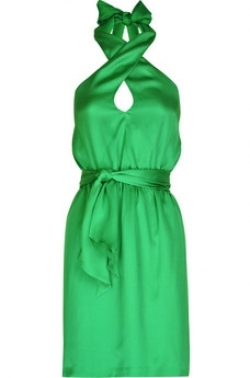 Top Dresses for Curvy Petite Figure