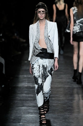 Black and White Fashion Trend