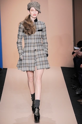 Fall/Winter 2020 School Girl Preppy Fashion Trend