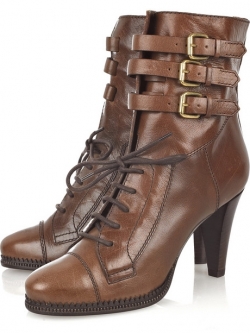 Fall 2020 Lace-Up Boots Shoe Trend