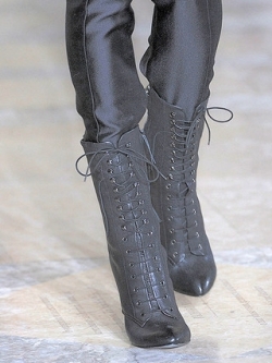 Fall 2020 Lace-Up Boots Shoe Trend