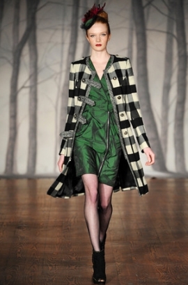 Fall/Winter 2020 Plaid Fashion Trend