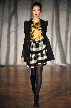 Fall/Winter 2020 Plaid Fashion Trend