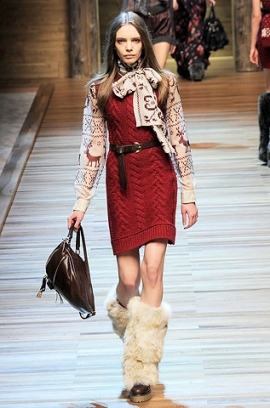 Fall/Winter 2020 Chunky Knitwear Fashion Trend