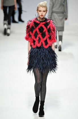 Fall/Winter 2020 Feathers Fashion Trend