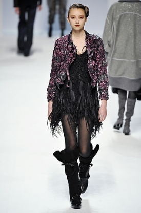 Fall/Winter 2020 Feathers Fashion Trend