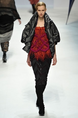 Fall/Winter 2020 Feathers Fashion Trend