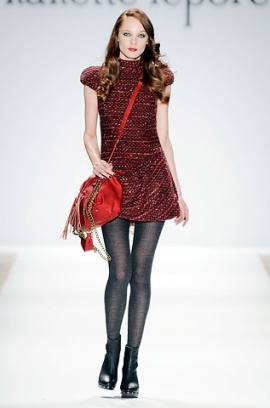 Fall/Winter 2020 Red Color Style Trend