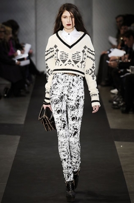 Fall/Winter 2020 Cropped Top Fashion Trend