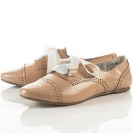 Oxford Flats Fall Shoes Celebrity Style