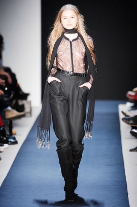 Fall/Winter 2020 High-Waisted Pants Trend