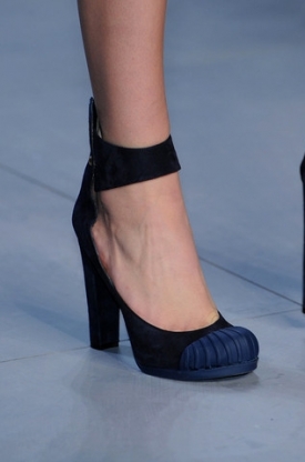 Fall/Winter 2020 Must Have Accessories