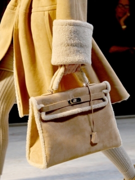 Shearling Accessories Fall 2020 Trends