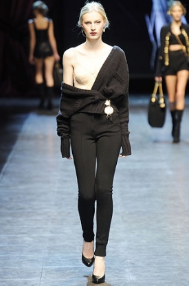 Fall/Winter 2020 Black Fashion Color Trend